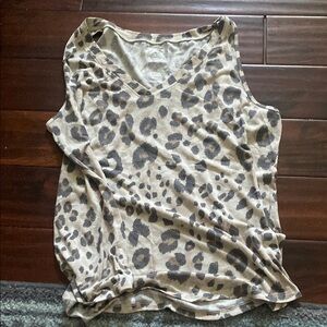 Maurices Tan and Gray Relaxed Sleeveless Tank Top